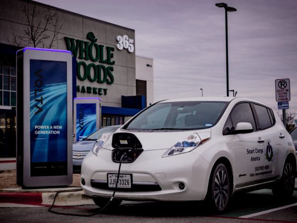 Smart Charge America installs charging stations at grocery stores